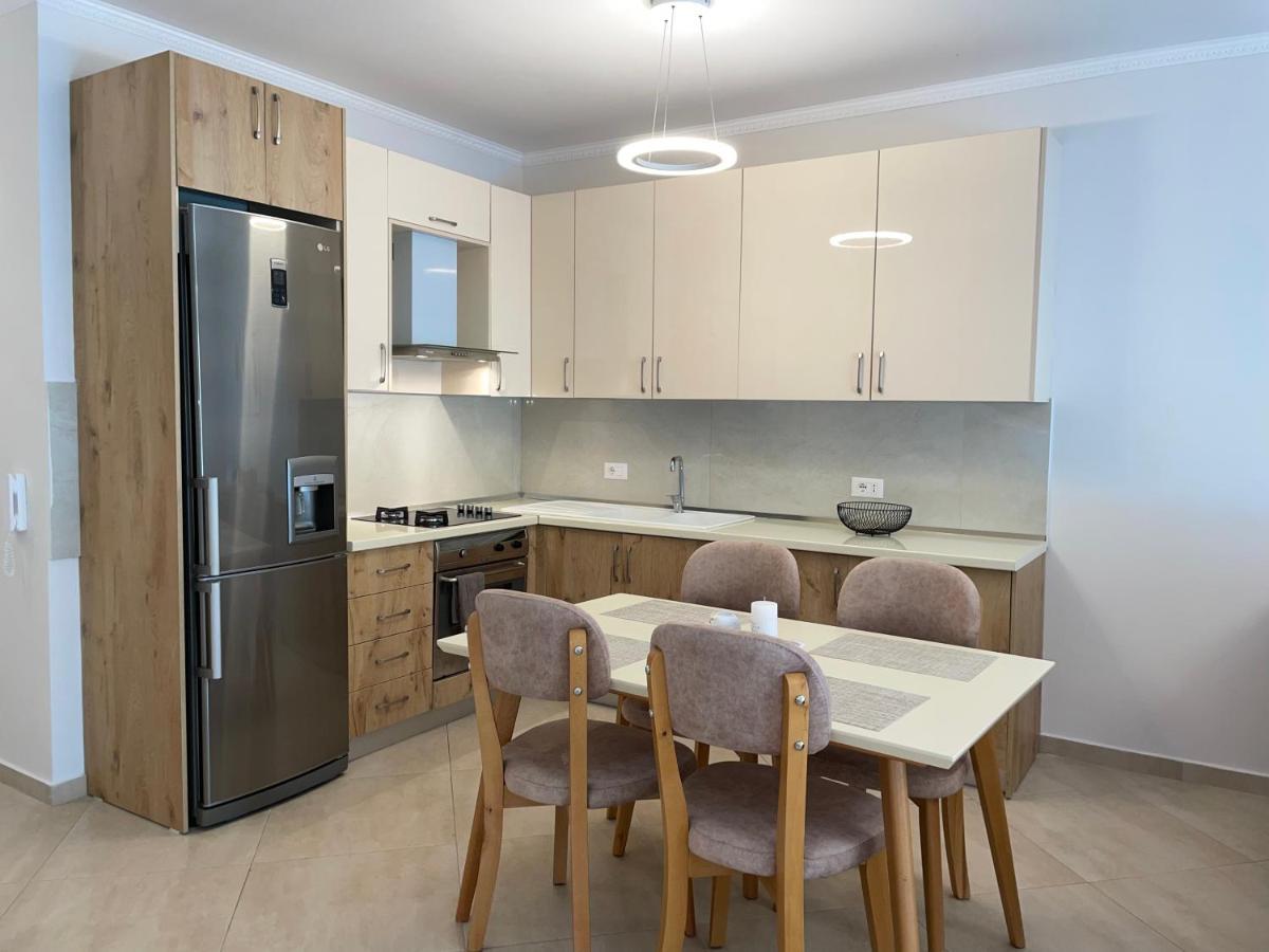 Peak Apartment Modern Durres City Centre #2 ภายนอก รูปภาพ